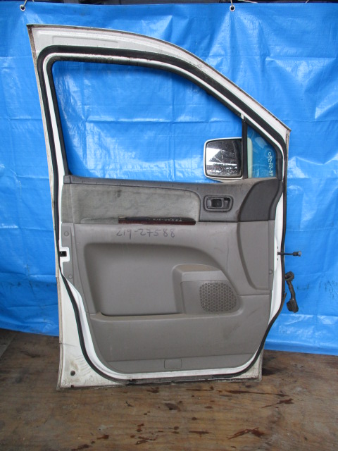 Used Nissan Elgrand INNER DOOR PANNEL FRONT LEFT